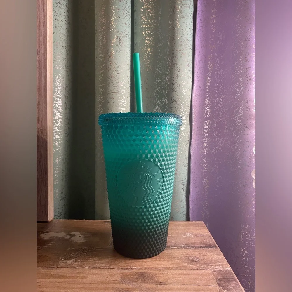Starbucks Green Gradient Studded Tumbler Fall Winter Holiday 2022 - Picture 2 of 6